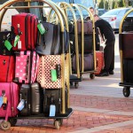 海外旅行先で預けた手荷物が届かない時、保険使える？
