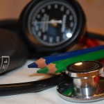 低血圧で転倒し怪我をしたら、傷害保険は使える？